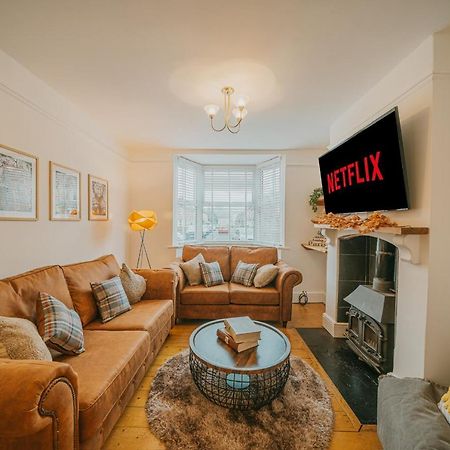 Cotswolds- Homely 2 Bed House With Garden, Wifi - Esho Stays サイレンセスター エクステリア 写真